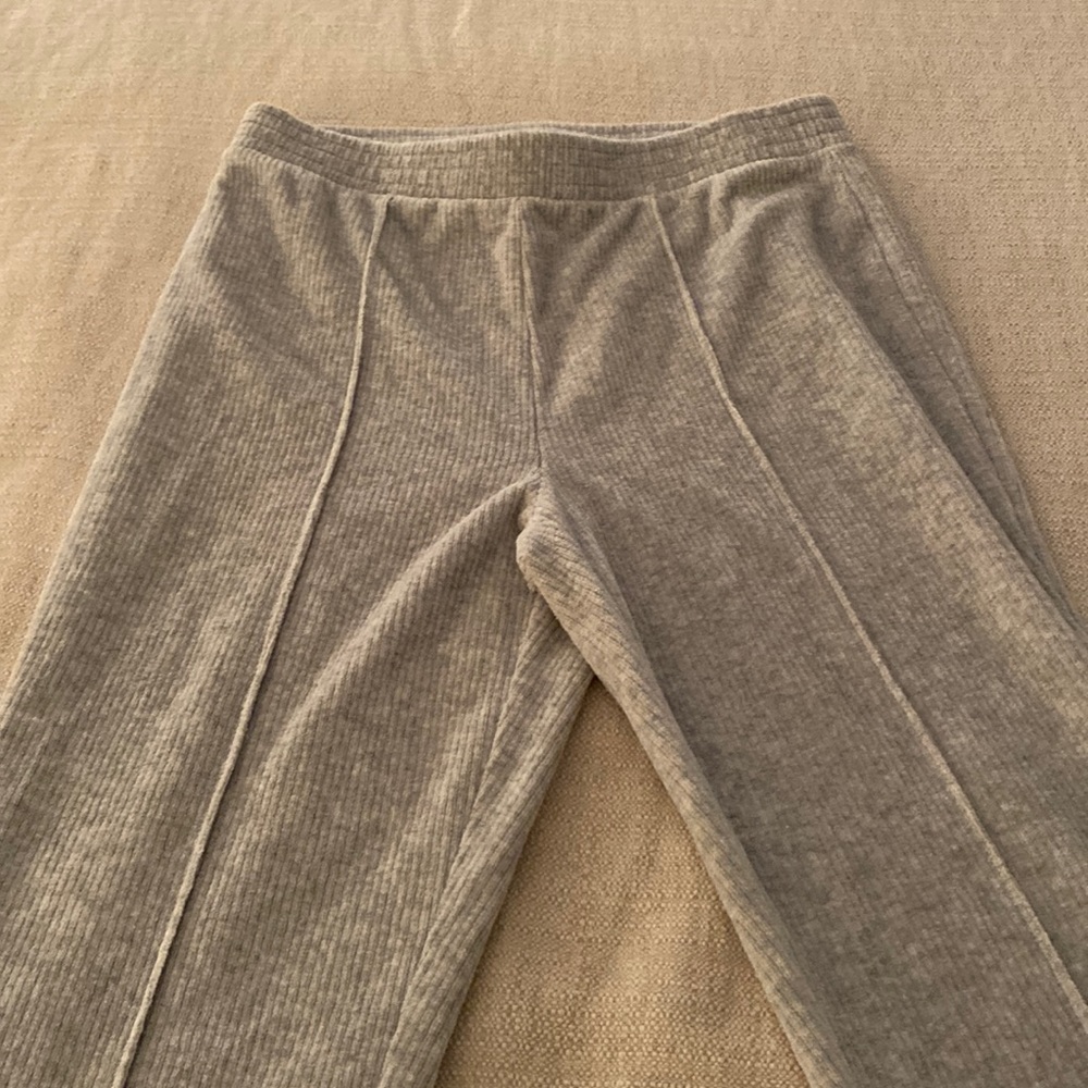 Aerie Flare grey Leg Super Soft legging Medium M